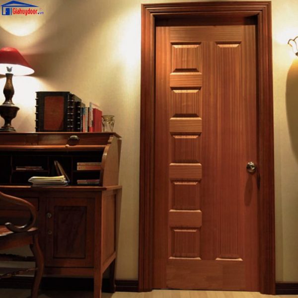 Cửa gỗ công nghiệp HDF chống thấm khá tốt