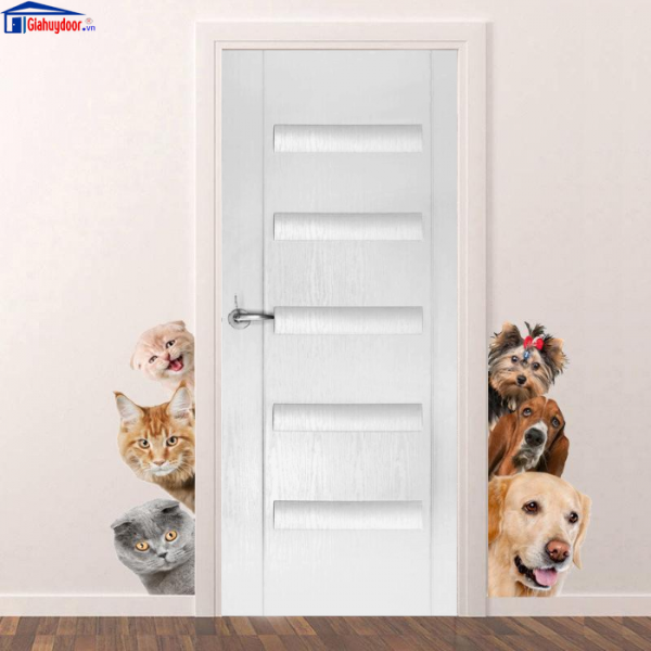 Mua-cua-composite-dat-chuan-tai-Tien-Giang